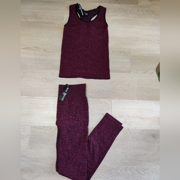 New Matching Leggings & Top - Picture 2 of 5